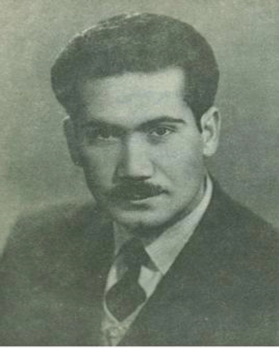 reference: https://fa.wikipedia.org/wiki/%D9%85%D8%B1%D8%AA%D8%B6%DB%8C_%DA%A9%DB%8C%D9%88%D8%A7%D9%86#/media/%D9%BE%D8%B1%D9%88%D9%86%D8%AF%D9%87:Mortezakeyvan.jpg