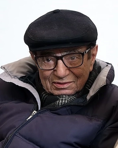 reference: https://fa.wikipedia.org/wiki/%D9%85%D9%87%D8%AF%DB%8C_%D8%B9%D9%84%DB%8C%E2%80%8C%D9%85%D8%AD%D9%85%D8%AF%DB%8C#/media/%D9%BE%D8%B1%D9%88%D9%86%D8%AF%D9%87:Mehdi_AliMohammadi_1393.jpg