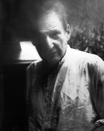 reference: https://en.wikipedia.org/wiki/Lucian_Freud#/media/File:LucienFreud.jpg