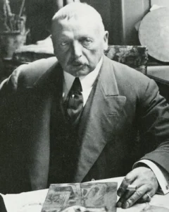 reference: https://en.wikipedia.org/wiki/Anders_Zorn#/media/File:Anders_Zorn_1908.jpg